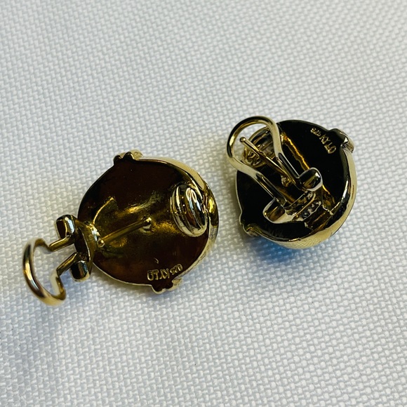 Kylo 925 Sterling Silver Vermeil Onyx And Quartz Omega Back Earrings - Picture 5 of 5